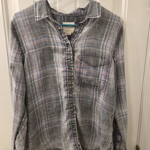 American Eagle Outfitters Womens Boyfriend Fit Gray Plaid Button Down